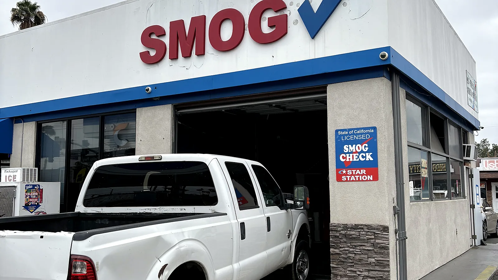 Diesel smog check in Escondido, CA: Ford F-250 pickup pulling into our test bay